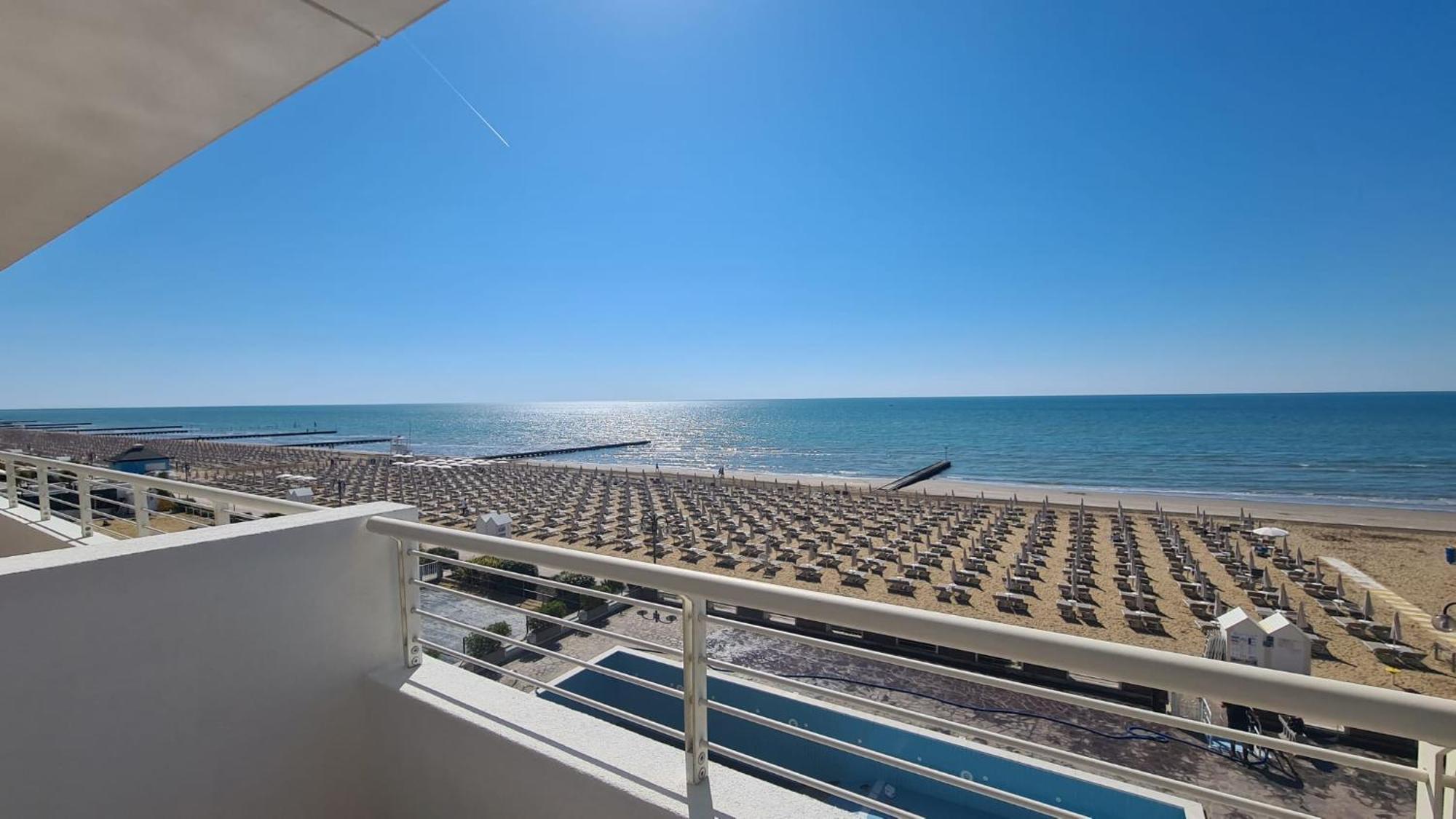 Residence Faro - Walterigato Apartments Solo Per Famiglie Lido di Jesolo Zewnętrze zdjęcie