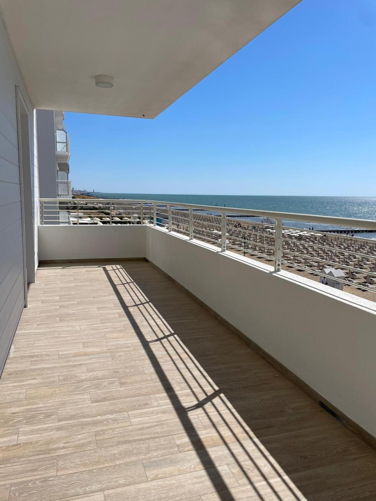 Residence Faro - Walterigato Apartments Solo Per Famiglie Lido di Jesolo Zewnętrze zdjęcie