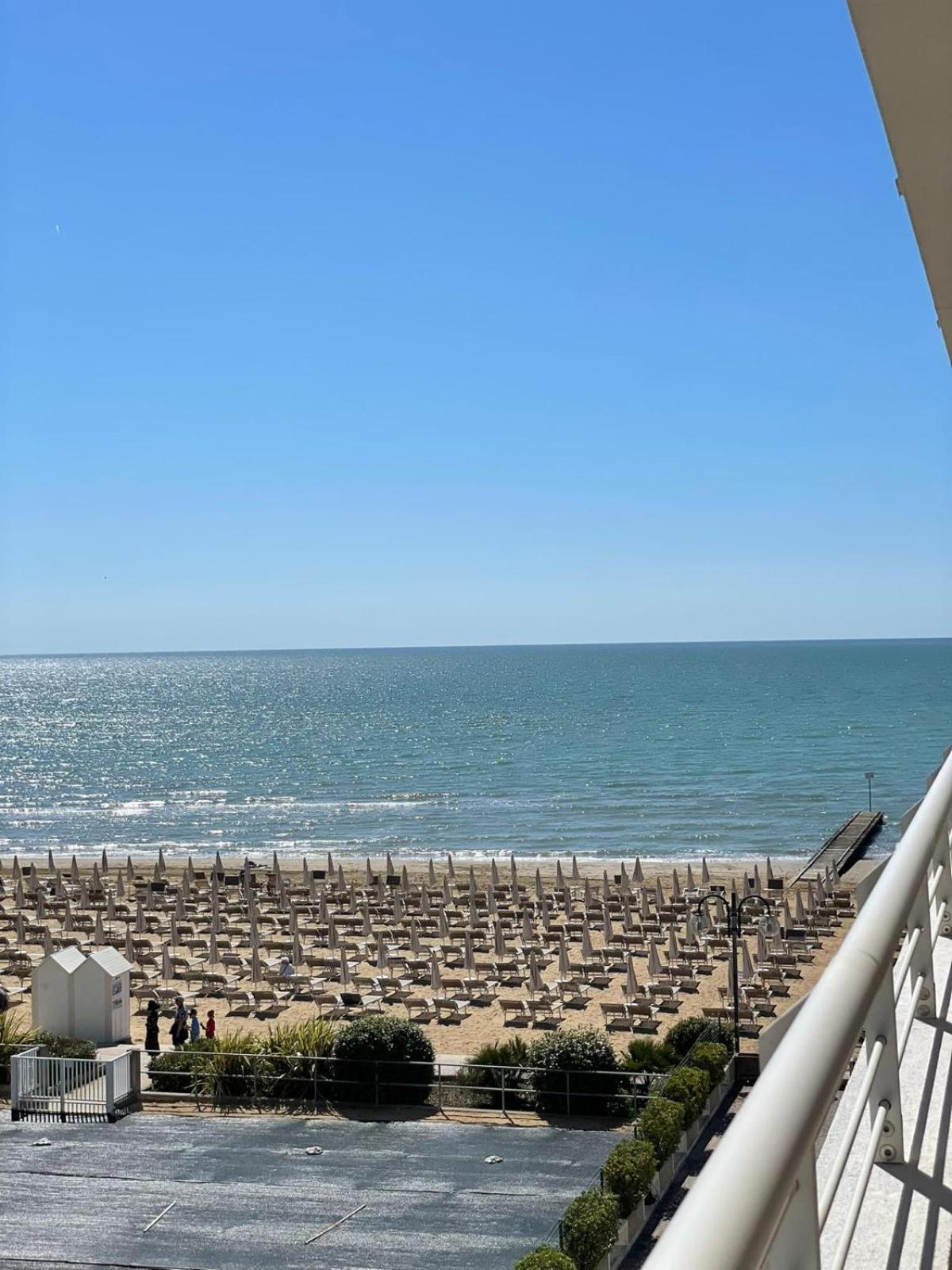 Residence Faro - Walterigato Apartments Solo Per Famiglie Lido di Jesolo Zewnętrze zdjęcie