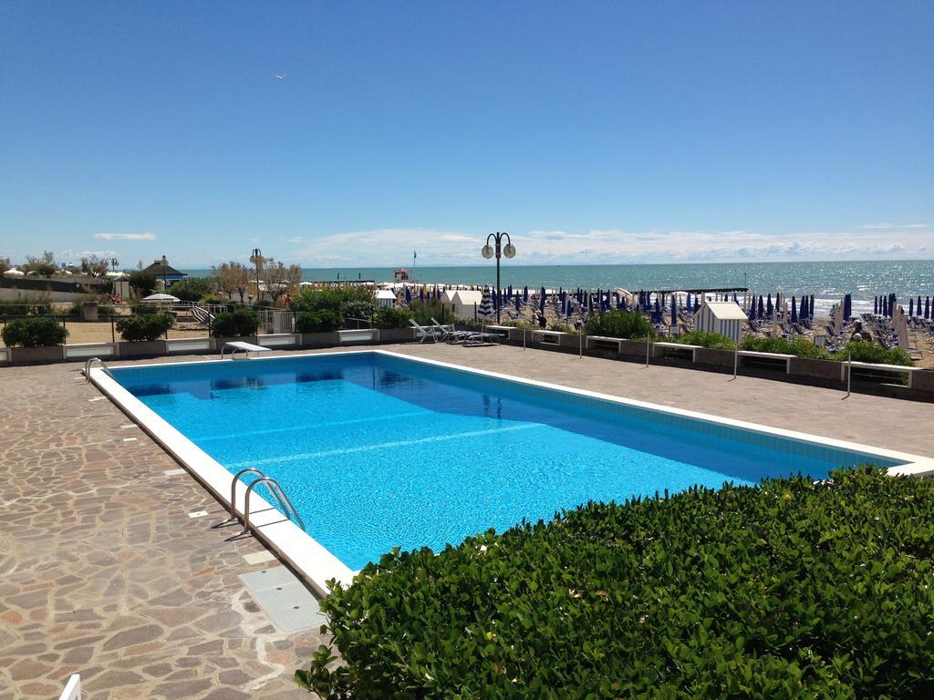 Residence Faro - Walterigato Apartments Solo Per Famiglie Lido di Jesolo Zewnętrze zdjęcie